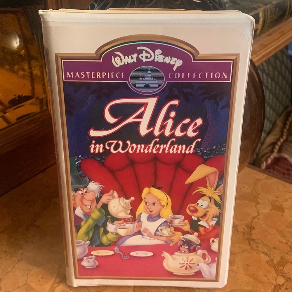 Disney's Alice in Wonderland VHS